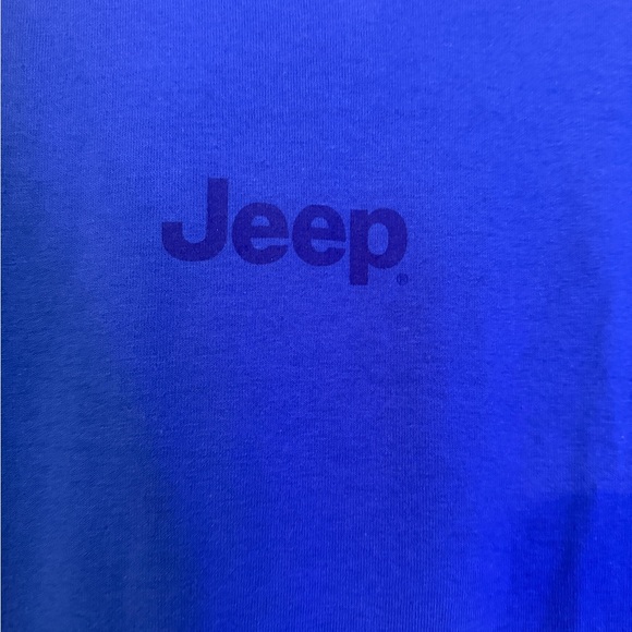 JEEP Gildan Blue and Black Short Sleeve Tees with Graphic Design - Picture 2 of 4